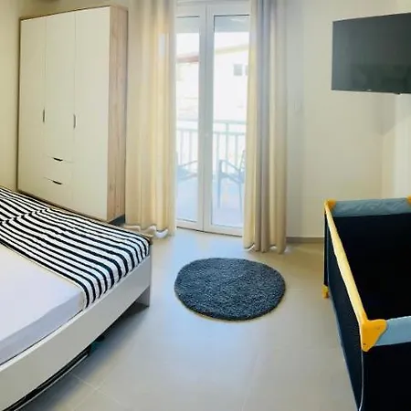 Kiwi, Apartman