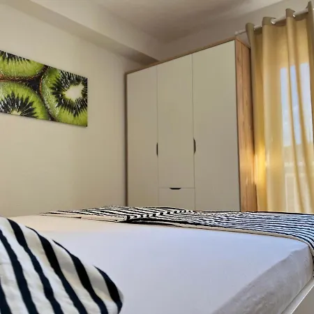 Apartment Kiwi, Rogoznica Rogoznica (Sibenik-Knin)