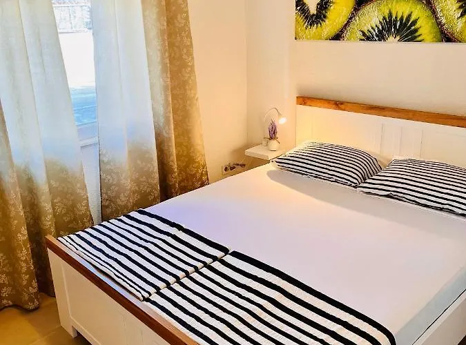 Kiwi, Apartamento Rogoznica (Sibenik-Knin)